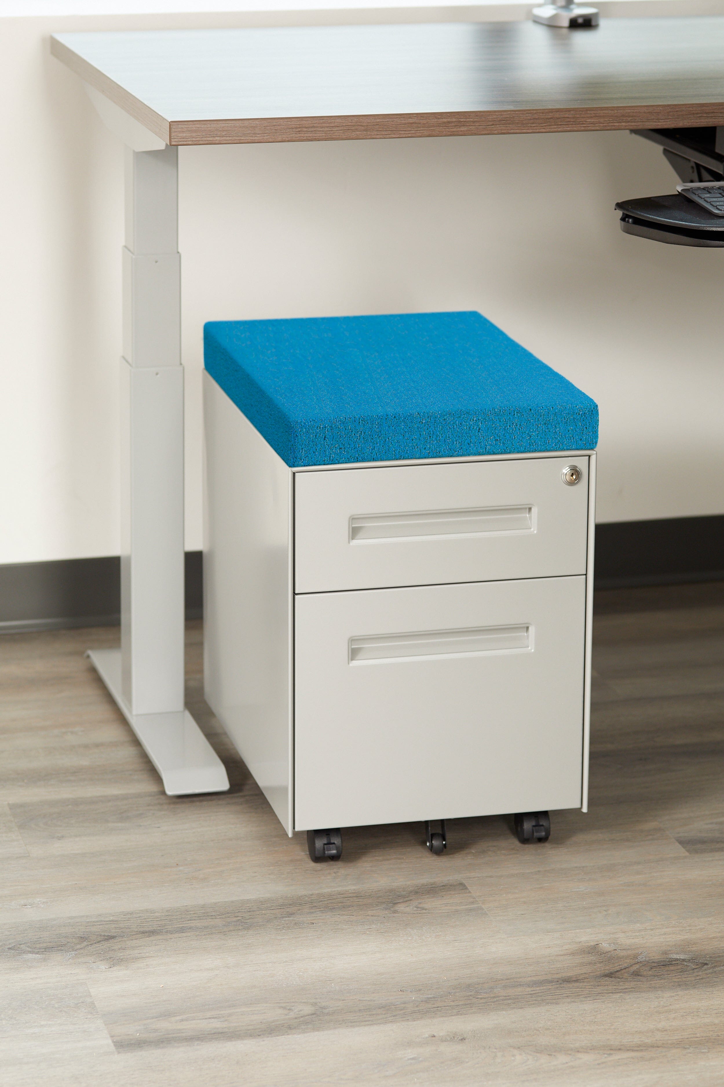 Mobile Pedestal Mobile Pedestal SitOnIt 
